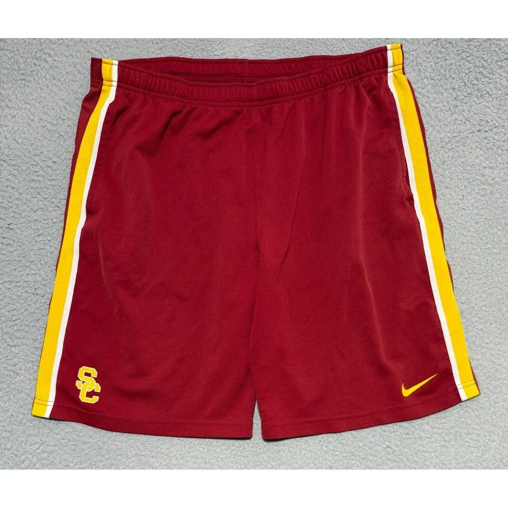 Nike USC Trojans mens shorts Size Medium front. drawstring pockets gym casual
